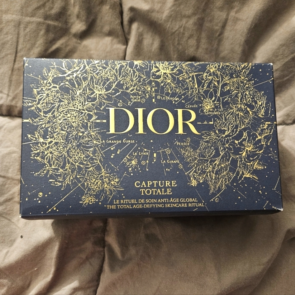 Dior Capture Totale Le Serum Super Potent Eye Serum Creme Holiday Gift Box